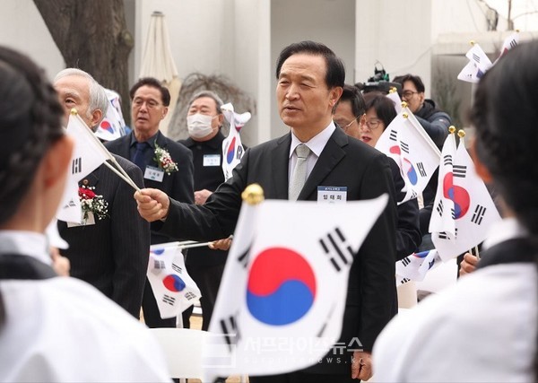 임태희 경기도교육감이 3.1절 기념 행사에 참석했다./서프라이즈뉴스 김준철 기자